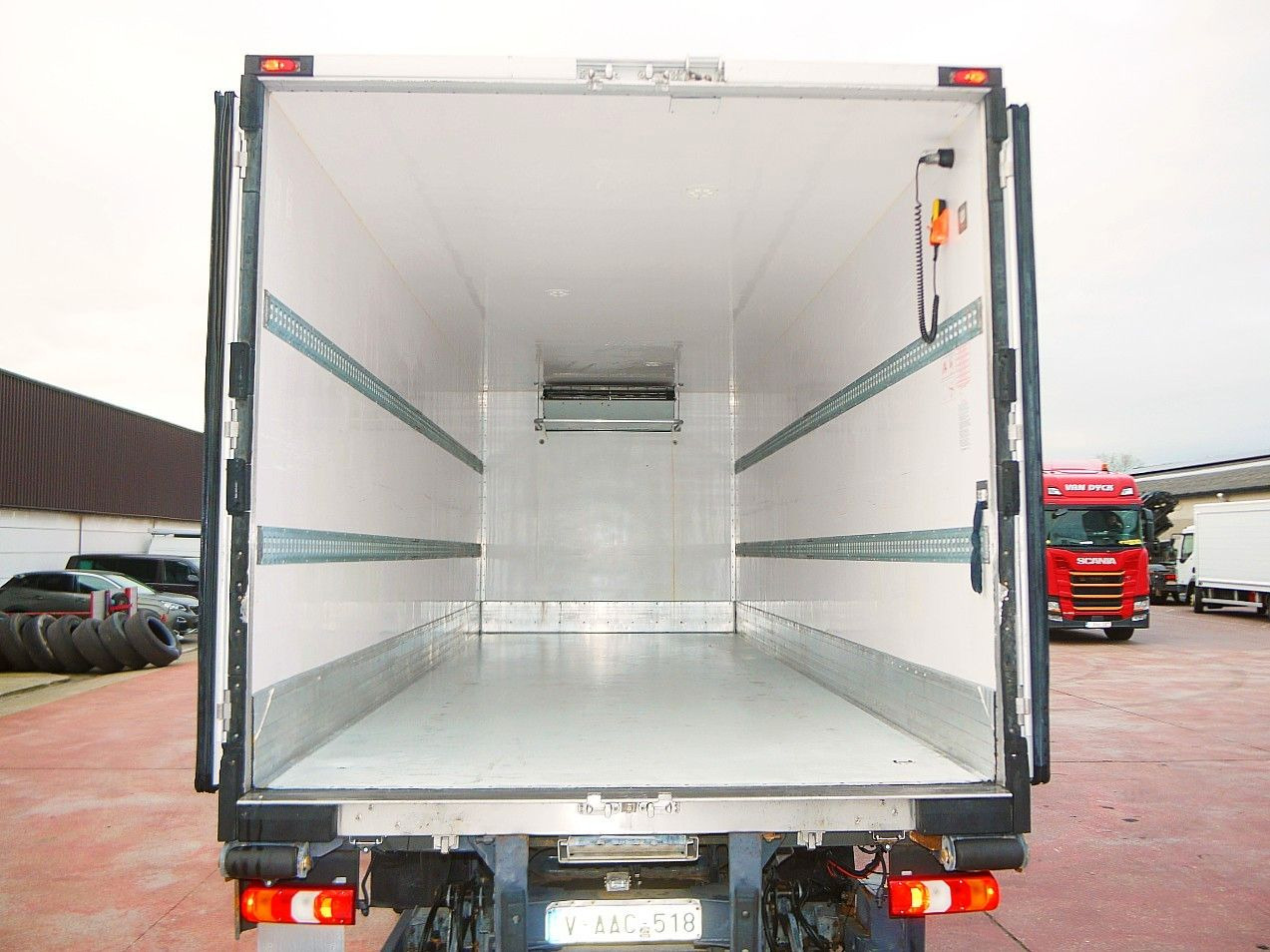 Samochód ciężarowy chłodnia Mercedes-Benz 1321 ATEGO KUHLKOFFER THERMOKING T800 A/C 122tkm: zdjęcie 10 Samochód ciężarowy chłodnia Mercedes-Benz 1321 ATEGO KUHLKOFFER THERMOKING T800 A/C 122tkm: zdjęcie 10