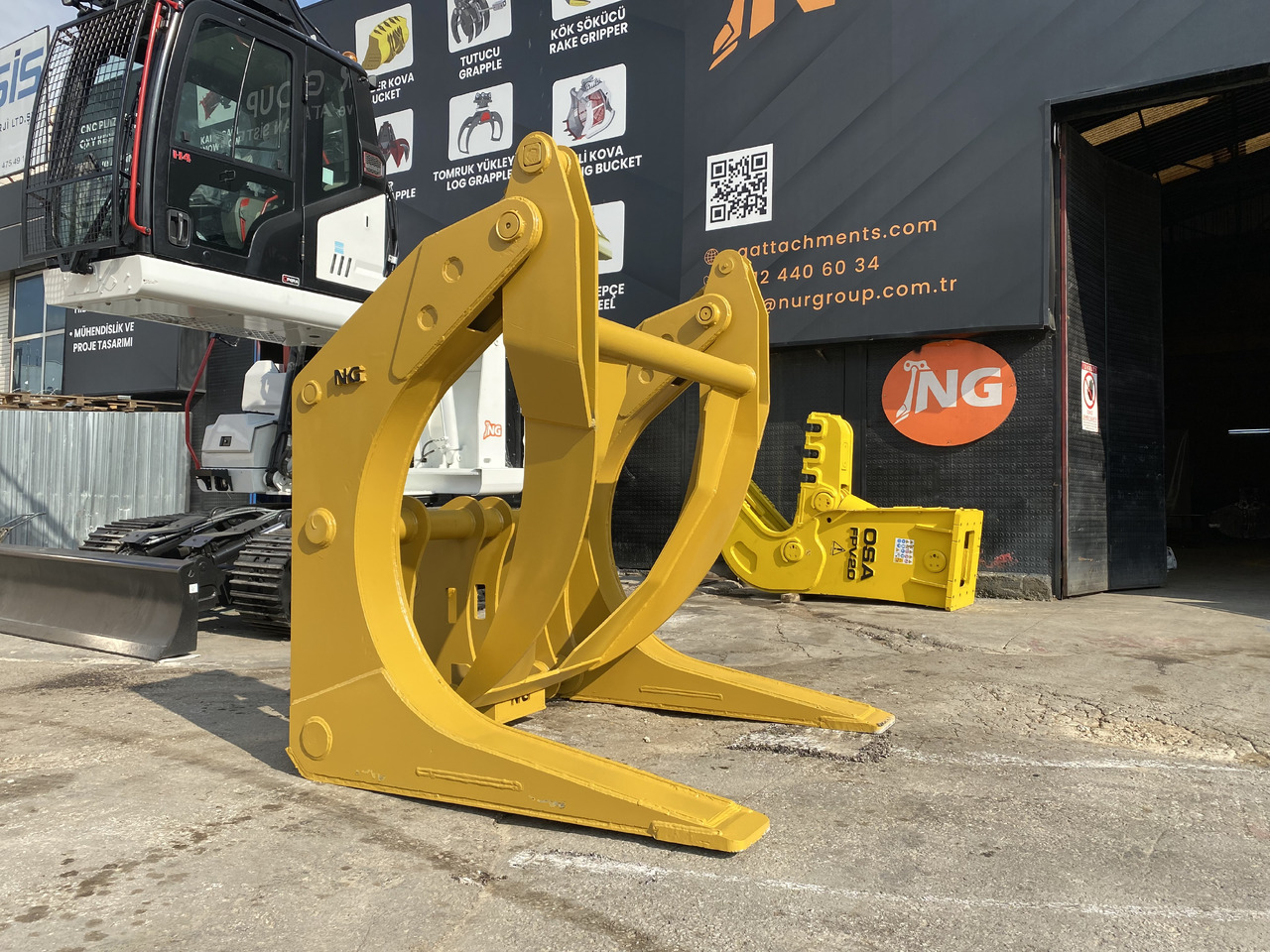 LOG GRAPPLE FOR LOADER - Chwytak do wózka widłowego do Ładowarek kołowych: zdjęcie 2 LOG GRAPPLE FOR LOADER - Chwytak do wózka widłowego do Ładowarek kołowych: zdjęcie 2