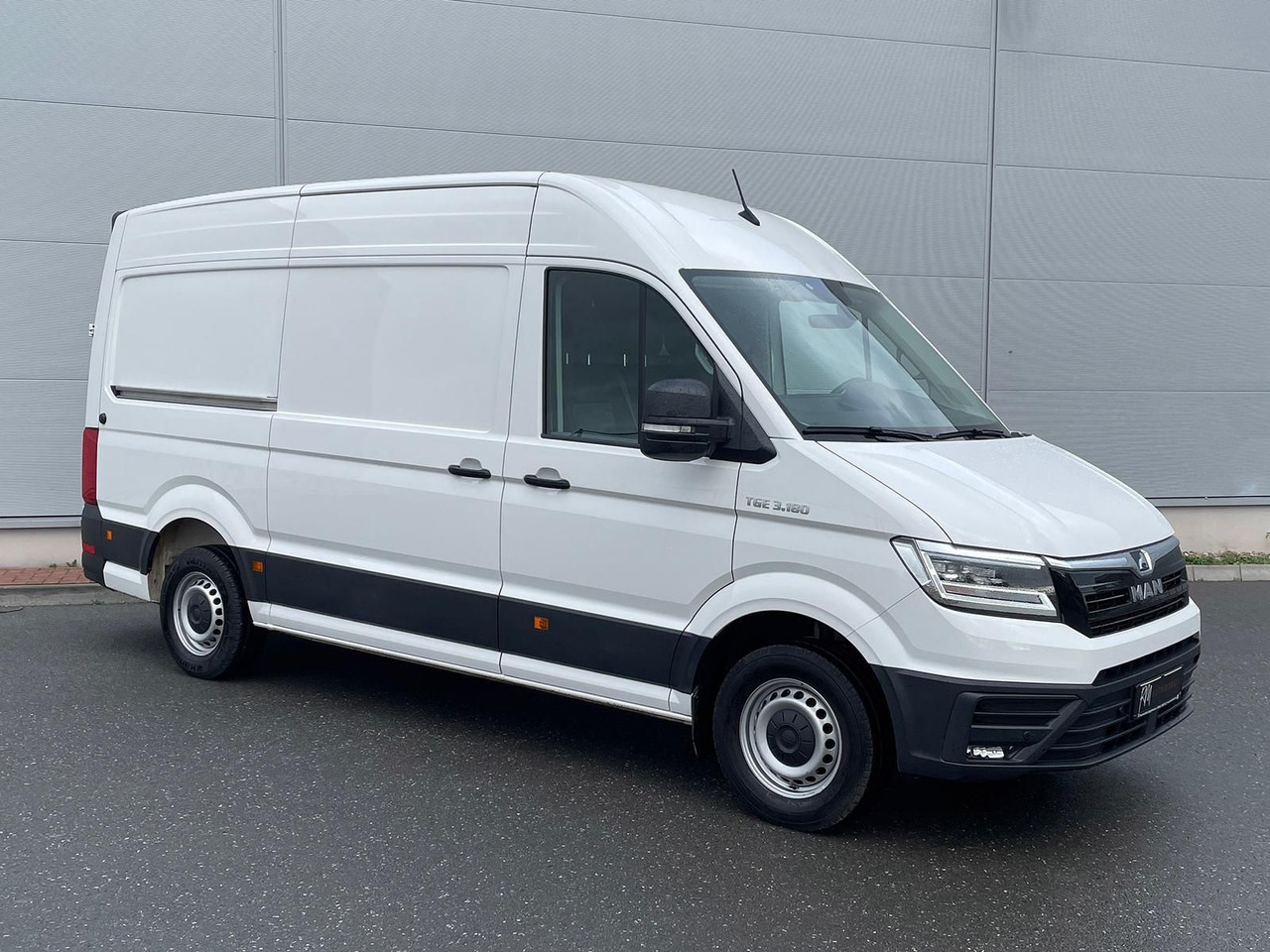 MAN TGE 3.180 Kasten L3H3 TEMPOMAT DAB AHK MFL - Furgon: zdjęcie 2 MAN TGE 3.180 Kasten L3H3 TEMPOMAT DAB AHK MFL - Furgon: zdjęcie 2
