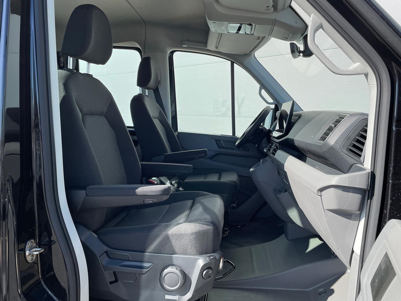 Nowy Samochód dostawczy doka MAN TGE 3.180 Pritsche DOKA LR 4x4 ACC LED DIFF-SPER: zdjęcie 23 Nowy Samochód dostawczy doka MAN TGE 3.180 Pritsche DOKA LR 4x4 ACC LED DIFF-SPER: zdjęcie 23