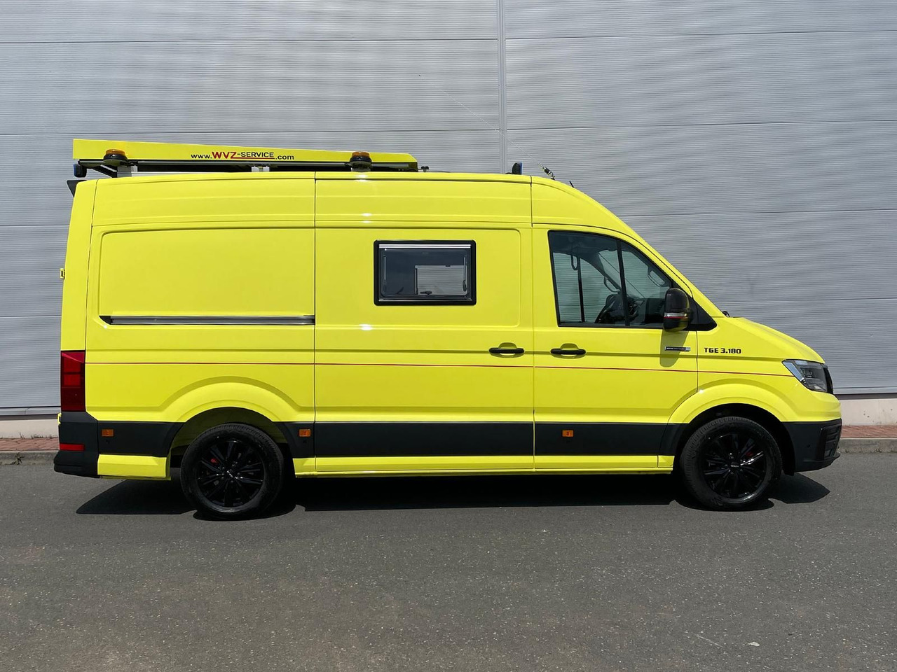 MAN TGE 3.180 L3H3 IndividualS BF3 + BEGLEITFAHRZEUG - Samochód dostawczy: zdjęcie 5 MAN TGE 3.180 L3H3 IndividualS BF3 + BEGLEITFAHRZEUG - Samochód dostawczy: zdjęcie 5