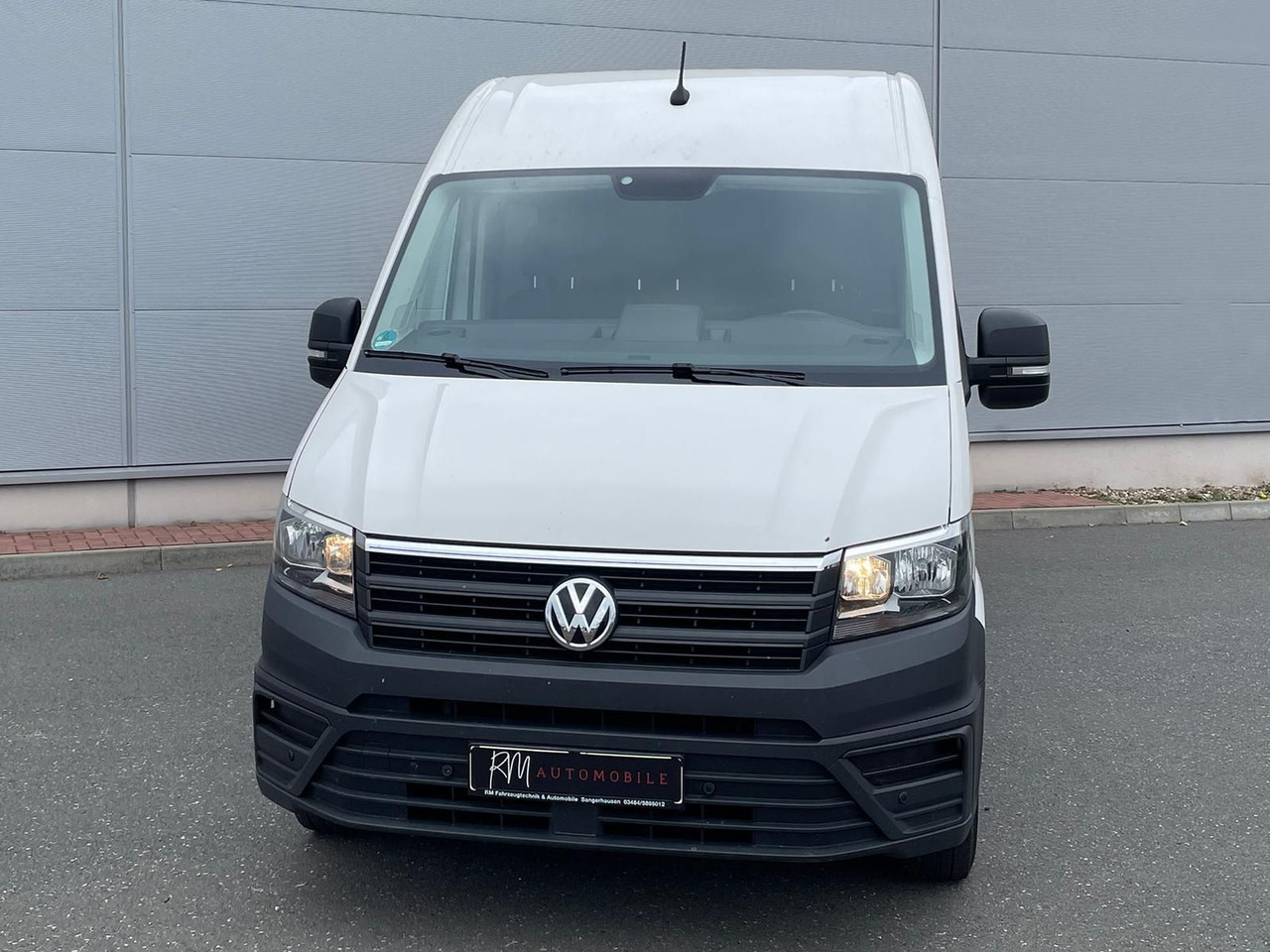 Volkswagen Crafter Kasten 35 L4H3 AHK KLIMA DAB PDC KAMERA - Mikrobus: zdjęcie 4 Volkswagen Crafter Kasten 35 L4H3 AHK KLIMA DAB PDC KAMERA - Mikrobus: zdjęcie 4