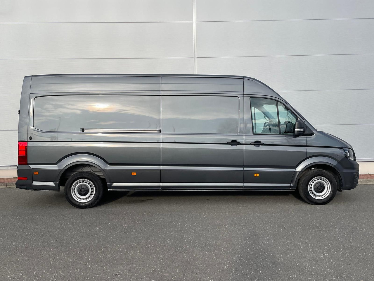 Volkswagen Crafter Kasten 35 L4H3 PDC DAB KAMERA KLIMA MFL - Mikrobus: zdjęcie 5 Volkswagen Crafter Kasten 35 L4H3 PDC DAB KAMERA KLIMA MFL - Mikrobus: zdjęcie 5