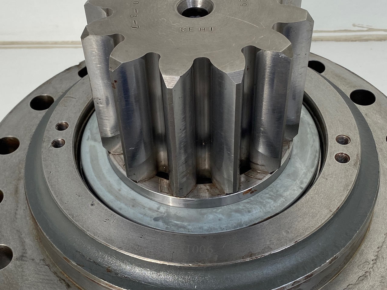 Skrzynia biegów do Maszyn budowlanych Liebherr Abtriebswellengehäuse ID-Nr.90018934 mit Abtriebswelle ID-Nr.90204999. SAT275/260 - SAT275/261 - SAT275/266 - SAT275/289. #1788#1730#: zdjęcie 14 Skrzynia biegów do Maszyn budowlanych Liebherr Abtriebswellengehäuse ID-Nr.90018934 mit Abtriebswelle ID-Nr.90204999. SAT275/260 - SAT275/261 - SAT275/266 - SAT275/289. #1788#1730#: zdjęcie 14