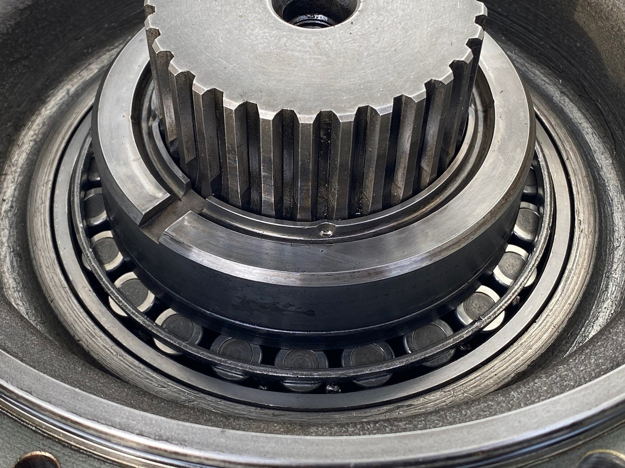 Skrzynia biegów do Maszyn budowlanych Liebherr Abtriebswellengehäuse ID-Nr.90018934 mit Abtriebswelle ID-Nr.90204999. SAT275/260 - SAT275/261 - SAT275/266 - SAT275/289. #1788#1730#: zdjęcie 8 Skrzynia biegów do Maszyn budowlanych Liebherr Abtriebswellengehäuse ID-Nr.90018934 mit Abtriebswelle ID-Nr.90204999. SAT275/260 - SAT275/261 - SAT275/266 - SAT275/289. #1788#1730#: zdjęcie 8