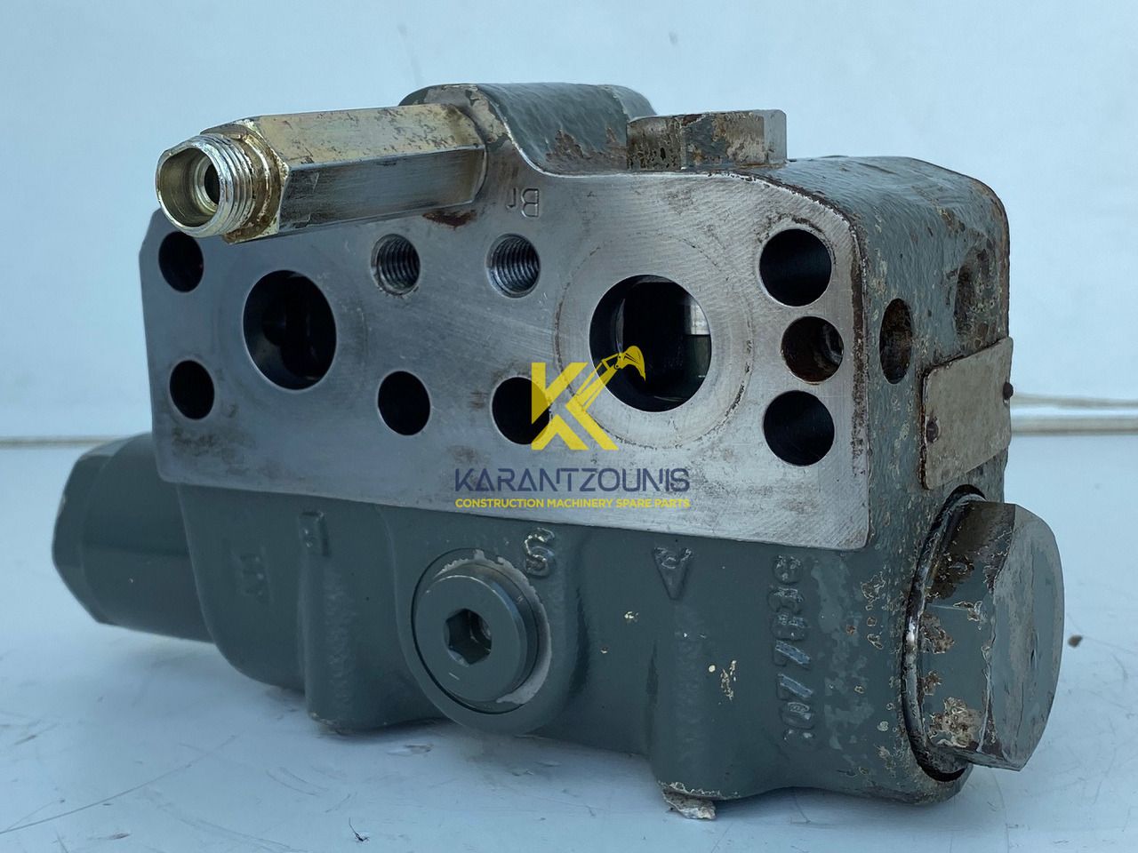 Liebherr Bremsventil ID-Nr.10471957. LOS914, LOS924, R902, R904, R912, R914, R922, R924, R924 COMP, R924 COMPA. #STM20.05## - Zwolnica do Koparek gąsienicowych: zdjęcie 5 Liebherr Bremsventil ID-Nr.10471957. LOS914, LOS924, R902, R904, R912, R914, R922, R924, R924 COMP, R924 COMPA. #STM20.05## - Zwolnica do Koparek gąsienicowych: zdjęcie 5