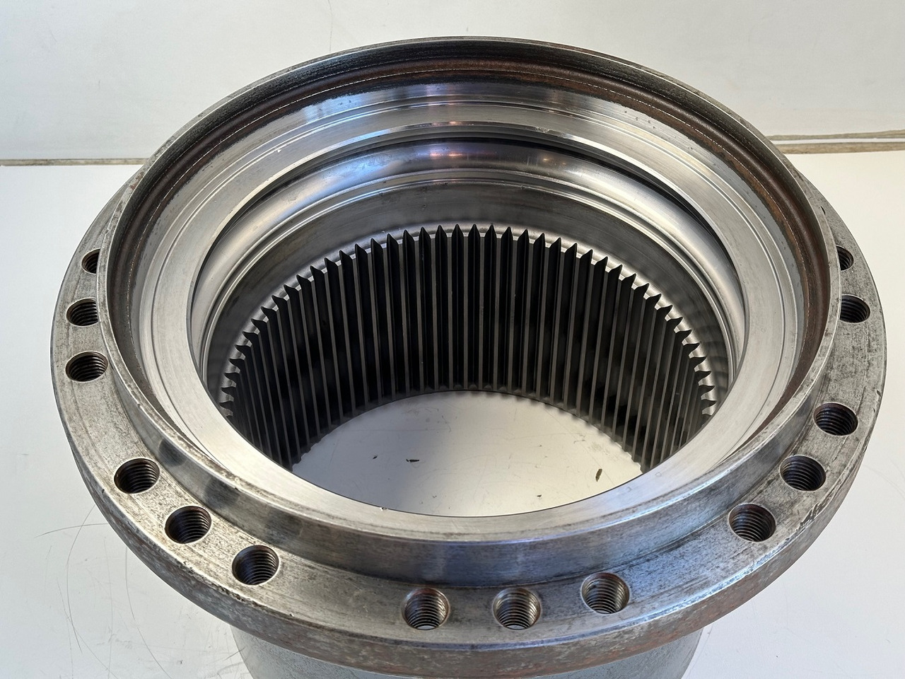 Liebherr Innenrad ID-Nr.90206742. FAT350P126 - FAT350P138. LOS1926 - R920 - R922 - R924 - R925 - R926 - R930 T.#90206742.18.12# - Zwolnica do Koparek gąsienicowych: zdjęcie 3 Liebherr Innenrad ID-Nr.90206742. FAT350P126 - FAT350P138. LOS1926 - R920 - R922 - R924 - R925 - R926 - R930 T.#90206742.18.12# - Zwolnica do Koparek gąsienicowych: zdjęcie 3