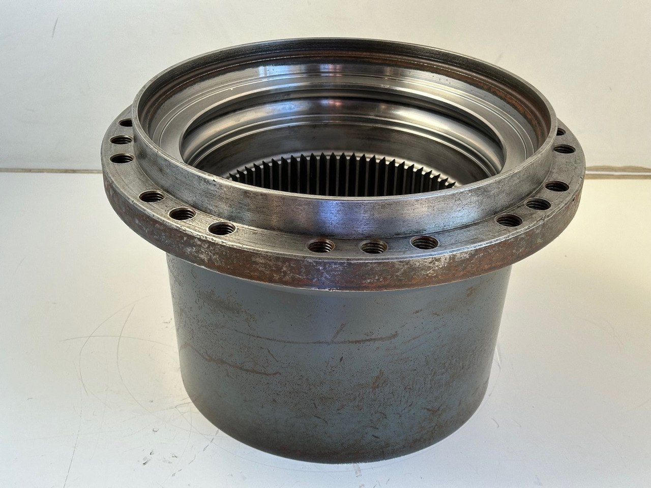 Liebherr Innenrad ID-Nr.90206742. FAT350P126 - FAT350P138. LOS1926 - R920 - R922 - R924 - R925 - R926 - R930 T.#90206742.18.12# - Zwolnica do Koparek gąsienicowych: zdjęcie 1 Liebherr Innenrad ID-Nr.90206742. FAT350P126 - FAT350P138. LOS1926 - R920 - R922 - R924 - R925 - R926 - R930 T.#90206742.18.12# - Zwolnica do Koparek gąsienicowych: zdjęcie 1