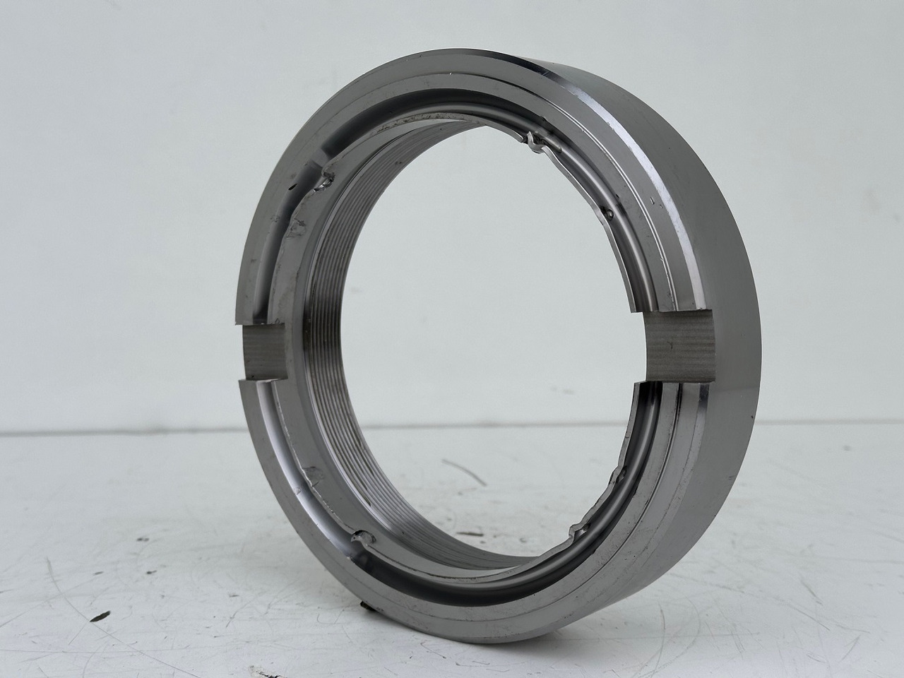 Liebherr Nutmutter ID-Nr.9443117 - ID-Nr.944311703. LH110,A974,LOS974,P974,P976,R974,R976,R980,P994,P995,R944,R995. #944311703.27.12.01# - Skrzynia biegów do Maszyn budowlanych: zdjęcie 3 Liebherr Nutmutter ID-Nr.9443117 - ID-Nr.944311703. LH110,A974,LOS974,P974,P976,R974,R976,R980,P994,P995,R944,R995. #944311703.27.12.01# - Skrzynia biegów do Maszyn budowlanych: zdjęcie 3