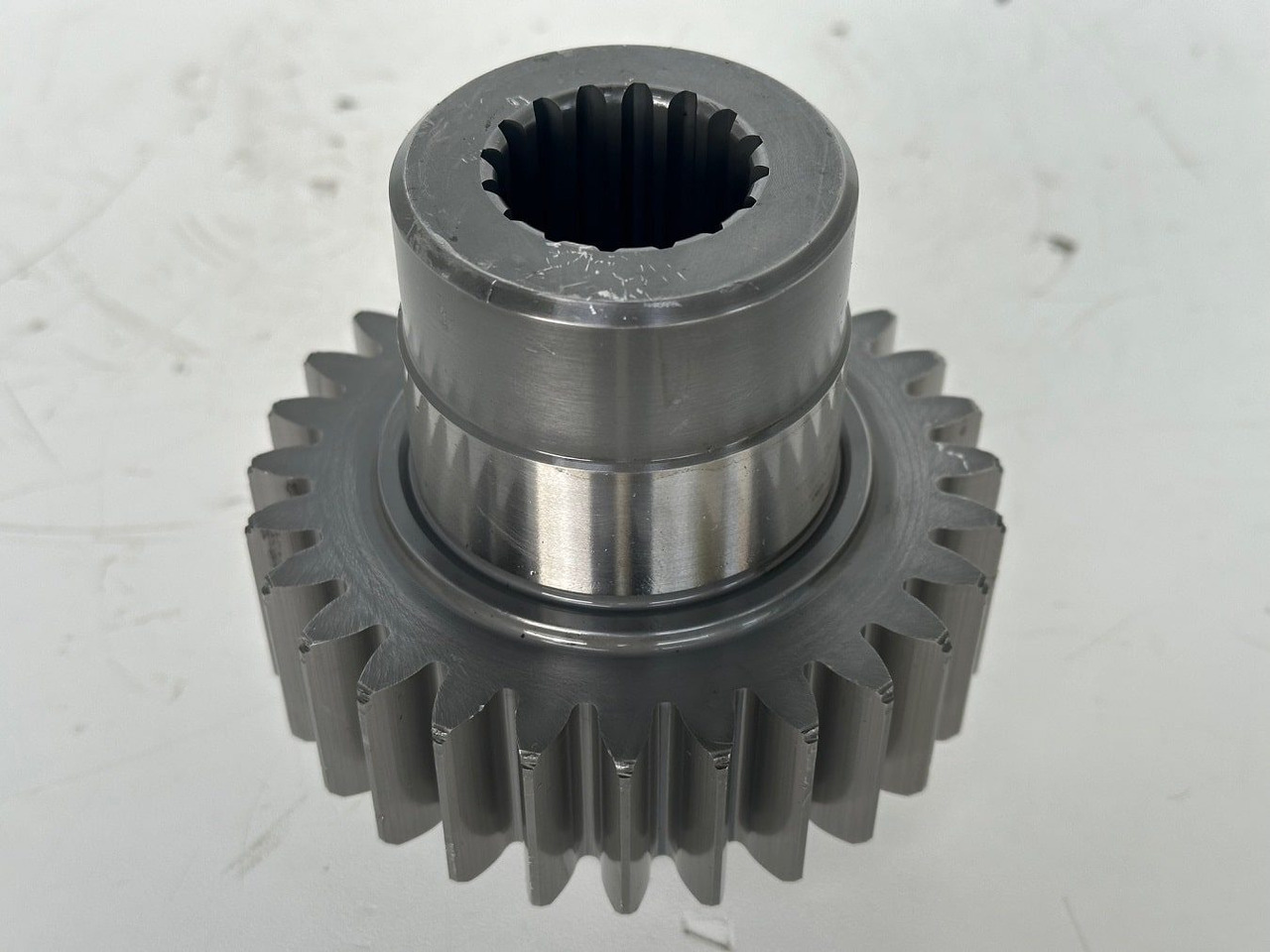 Liebherr Stirnrad ID-Nr.9080174. Pumpenverteilergetriebe Typ:PVG351 B 382. A944, E934, EP934, EP944, ER934, ER944, LOS934, P944, R944. #9080174.01# - Skrzynia biegów do Maszyn budowlanych: zdjęcie 2 Liebherr Stirnrad ID-Nr.9080174. Pumpenverteilergetriebe Typ:PVG351 B 382. A944, E934, EP934, EP944, ER934, ER944, LOS934, P944, R944. #9080174.01# - Skrzynia biegów do Maszyn budowlanych: zdjęcie 2