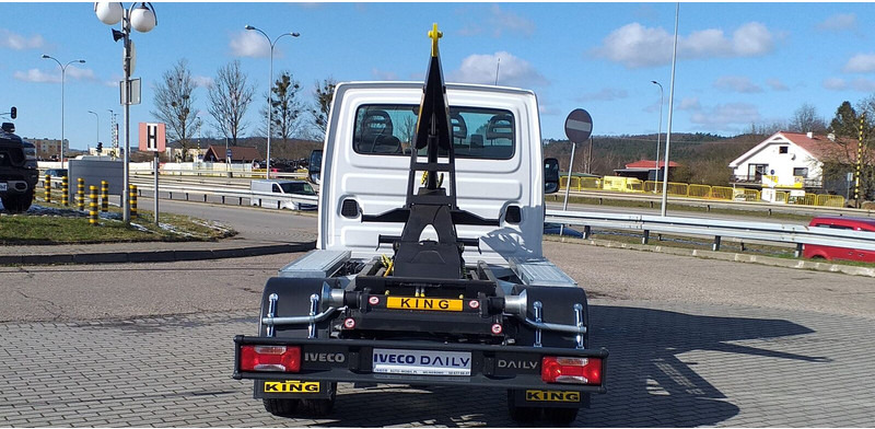Iveco 50C18 + KING HZ-4R Hakowiec / Hooklift / Abrollkipper - Ciężarówka hakowiec: zdjęcie 1 Iveco 50C18 + KING HZ-4R Hakowiec / Hooklift / Abrollkipper - Ciężarówka hakowiec: zdjęcie 1