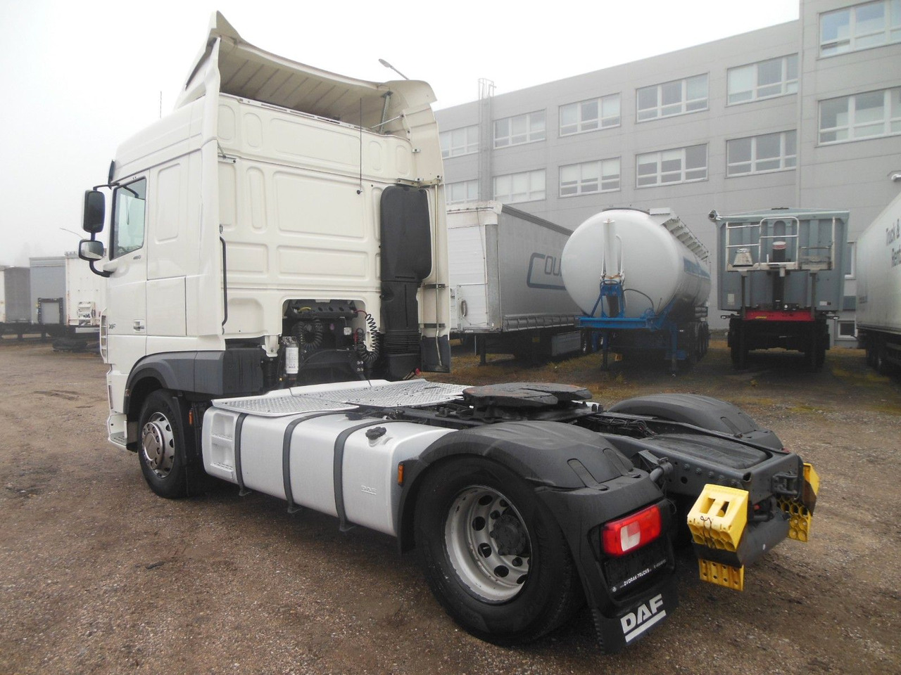 DAF XF 106.480 SC, STANDART, NEUE TACHO, TOP!! - Ciągnik siodłowy: zdjęcie 4 DAF XF 106.480 SC, STANDART, NEUE TACHO, TOP!! - Ciągnik siodłowy: zdjęcie 4