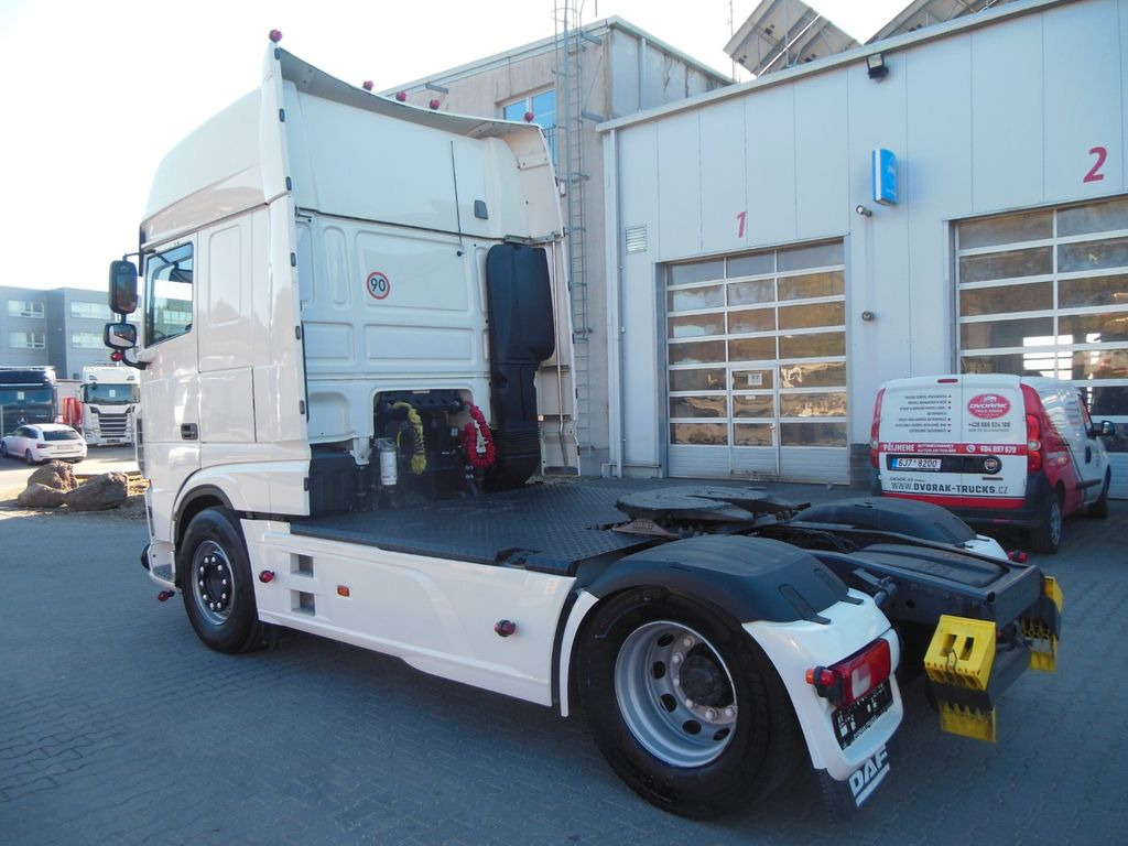 DAF XF106.480 SSC, LIMITED EDITION, STANDKLIMA, TOP! DAF XF106.480 SSC, LIMITED EDITION, STANDKLIMA, TOP! - Ciągnik siodłowy: zdjęcie 4 DAF XF106.480 SSC, LIMITED EDITION, STANDKLIMA, TOP! DAF XF106.480 SSC, LIMITED EDITION, STANDKLIMA, TOP! - Ciągnik siodłowy: zdjęcie 4