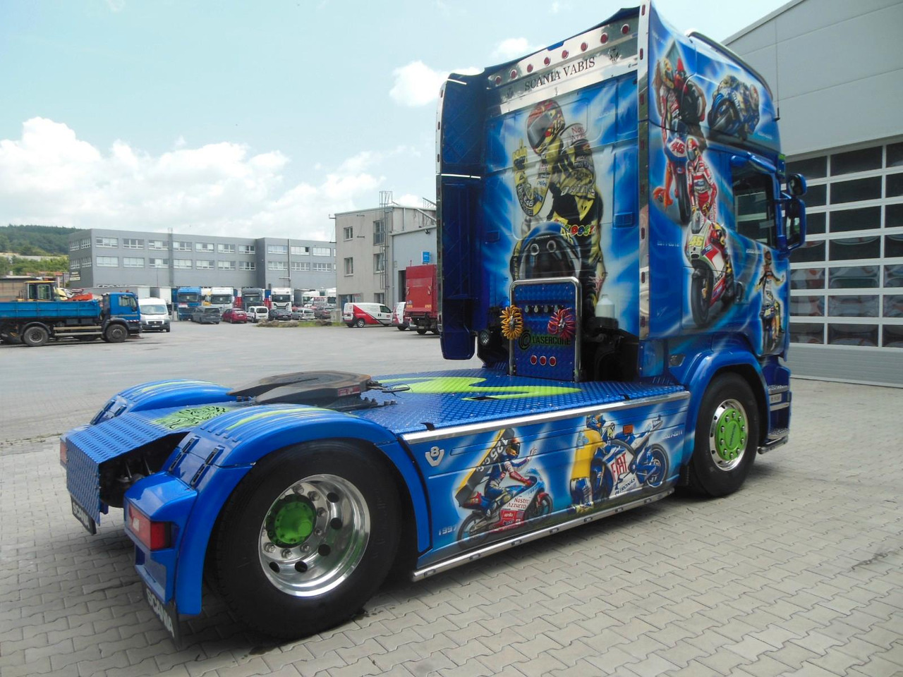 Scania R520, V8, ROSSI, LEDER, TOP!!! Scania R520, V8, ROSSI, LEDER, TOP!!! - Ciągnik siodłowy: zdjęcie 3 Scania R520, V8, ROSSI, LEDER, TOP!!! Scania R520, V8, ROSSI, LEDER, TOP!!! - Ciągnik siodłowy: zdjęcie 3