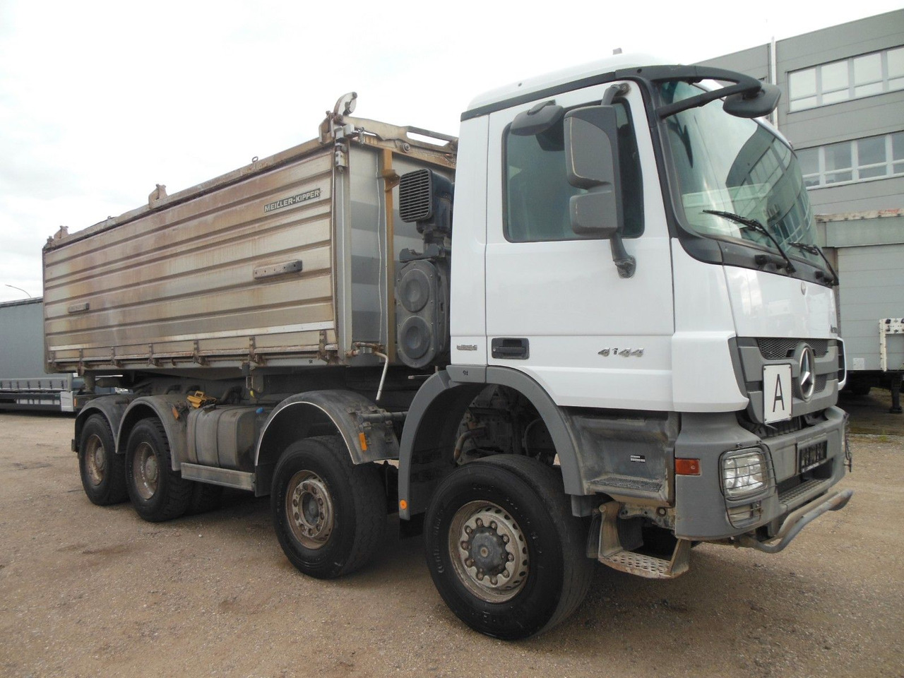 Mercedes-Benz ACTROS 4144, 8X6, 3 PEDALE, MEILLER, BODRMATIC - Wywrotka: zdjęcie 2 Mercedes-Benz ACTROS 4144, 8X6, 3 PEDALE, MEILLER, BODRMATIC - Wywrotka: zdjęcie 2