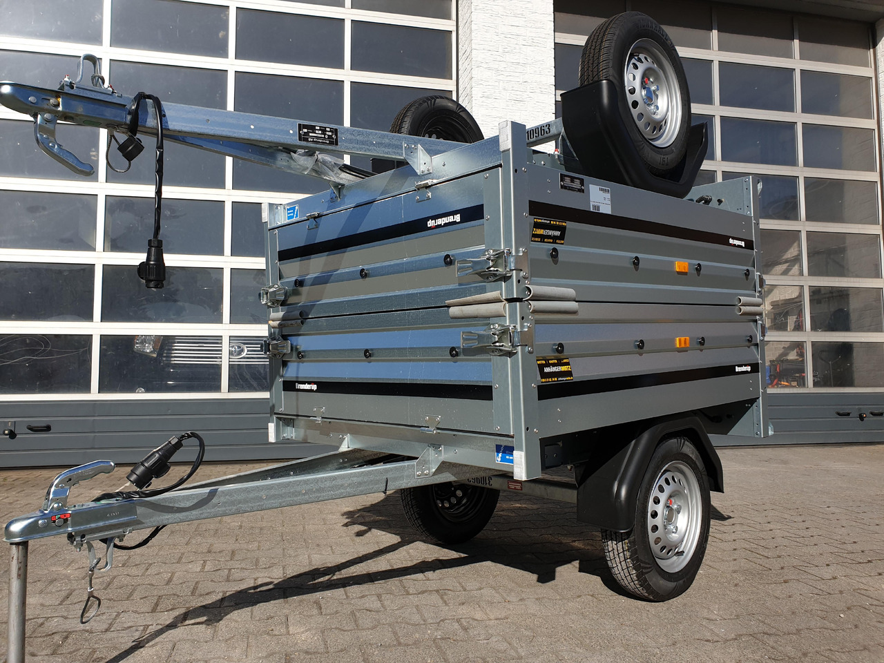Brenderup 3150 SUB 750 144x116x33cm (XXS) 750kg Online Aktion - Przyczepa samochodowa: zdjęcie 2 Brenderup 3150 SUB 750 144x116x33cm (XXS) 750kg Online Aktion - Przyczepa samochodowa: zdjęcie 2