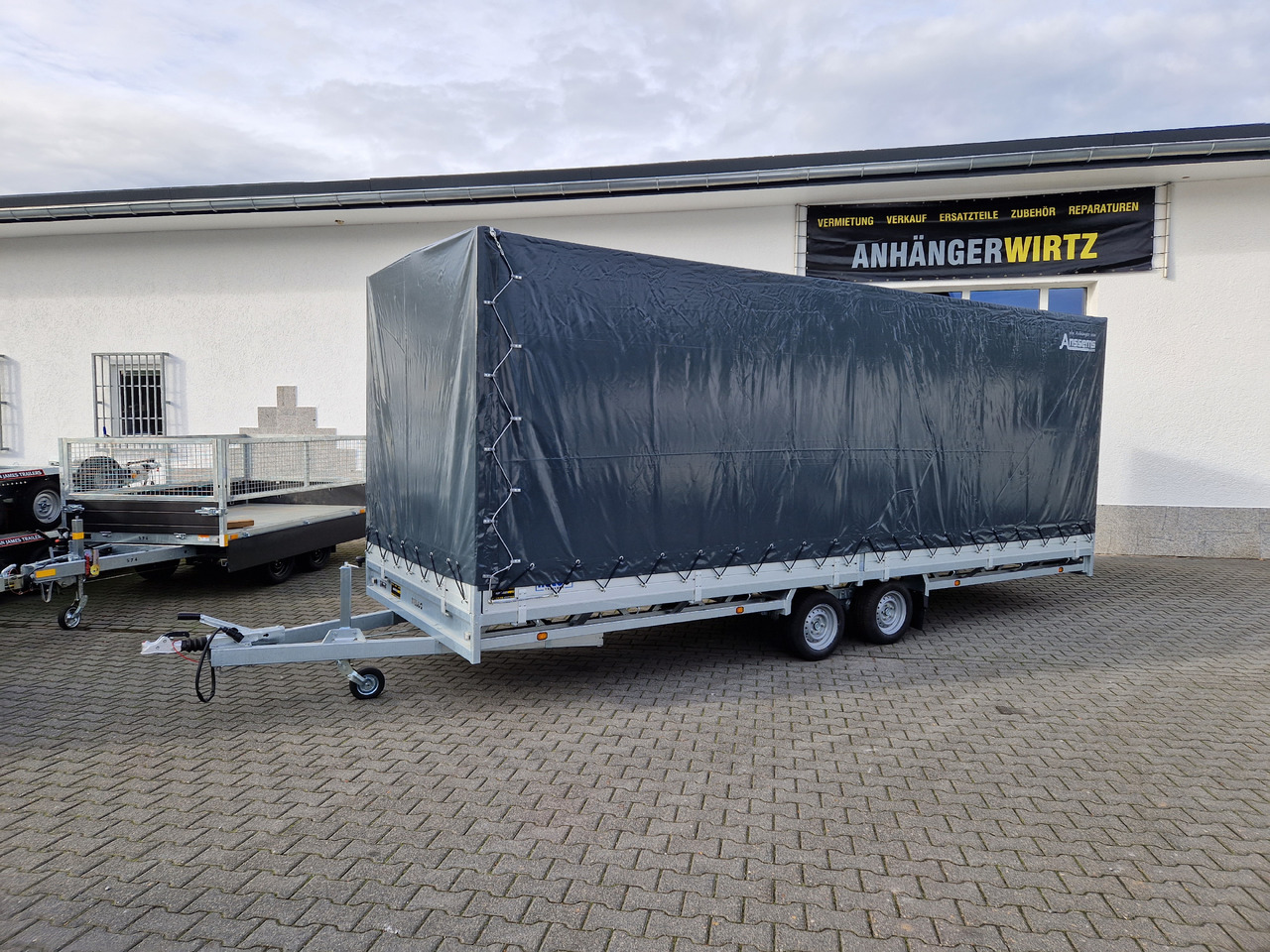 MEDAX - 2 3000 611x203x210cm Hochplane 12" niedrig Fahrwerk 3000kg - Przyczepa z plandeką: zdjęcie 2 MEDAX - 2 3000 611x203x210cm Hochplane 12" niedrig Fahrwerk 3000kg - Przyczepa z plandeką: zdjęcie 2