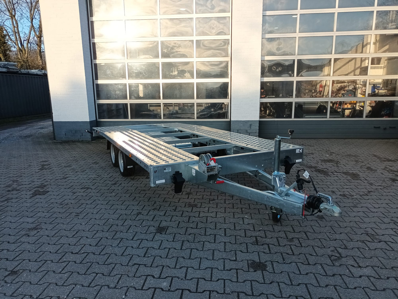 Martz GT UNIDECK PLUS 450/2 S 2,7T Lohr Stahl Fahrschienen Winde 13" 2700kg - Przyczepa do przewozu samochodów: zdjęcie 4 Martz GT UNIDECK PLUS 450/2 S 2,7T Lohr Stahl Fahrschienen Winde 13" 2700kg - Przyczepa do przewozu samochodów: zdjęcie 4
