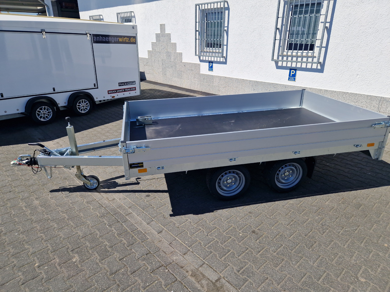 Saris PL 306 170 2000 2 306x170x30cm 13" (M) 2000kg Top Seller Aktion - Przyczepa platforma/ Skrzyniowa: zdjęcie 4 Saris PL 306 170 2000 2 306x170x30cm 13" (M) 2000kg Top Seller Aktion - Przyczepa platforma/ Skrzyniowa: zdjęcie 4