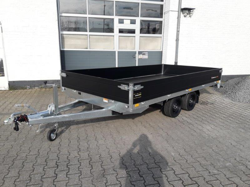 Saris PL406 204 2700 2 406x204x35cm black Edition LED Beleuchtung 13" ( XL) 2700kg Januar Aktion - Przyczepa platforma/ Skrzyniowa: zdjęcie 1 Saris PL406 204 2700 2 406x204x35cm black Edition LED Beleuchtung 13" ( XL) 2700kg Januar Aktion - Przyczepa platforma/ Skrzyniowa: zdjęcie 1