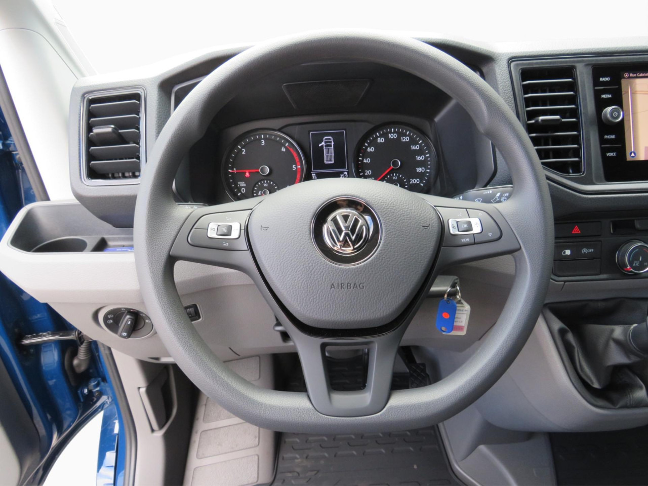 VOLKSWAGEN Crafter 35 L3H3 Kasten Klima Navi ZV - Furgon: zdjęcie 2 VOLKSWAGEN Crafter 35 L3H3 Kasten Klima Navi ZV - Furgon: zdjęcie 2