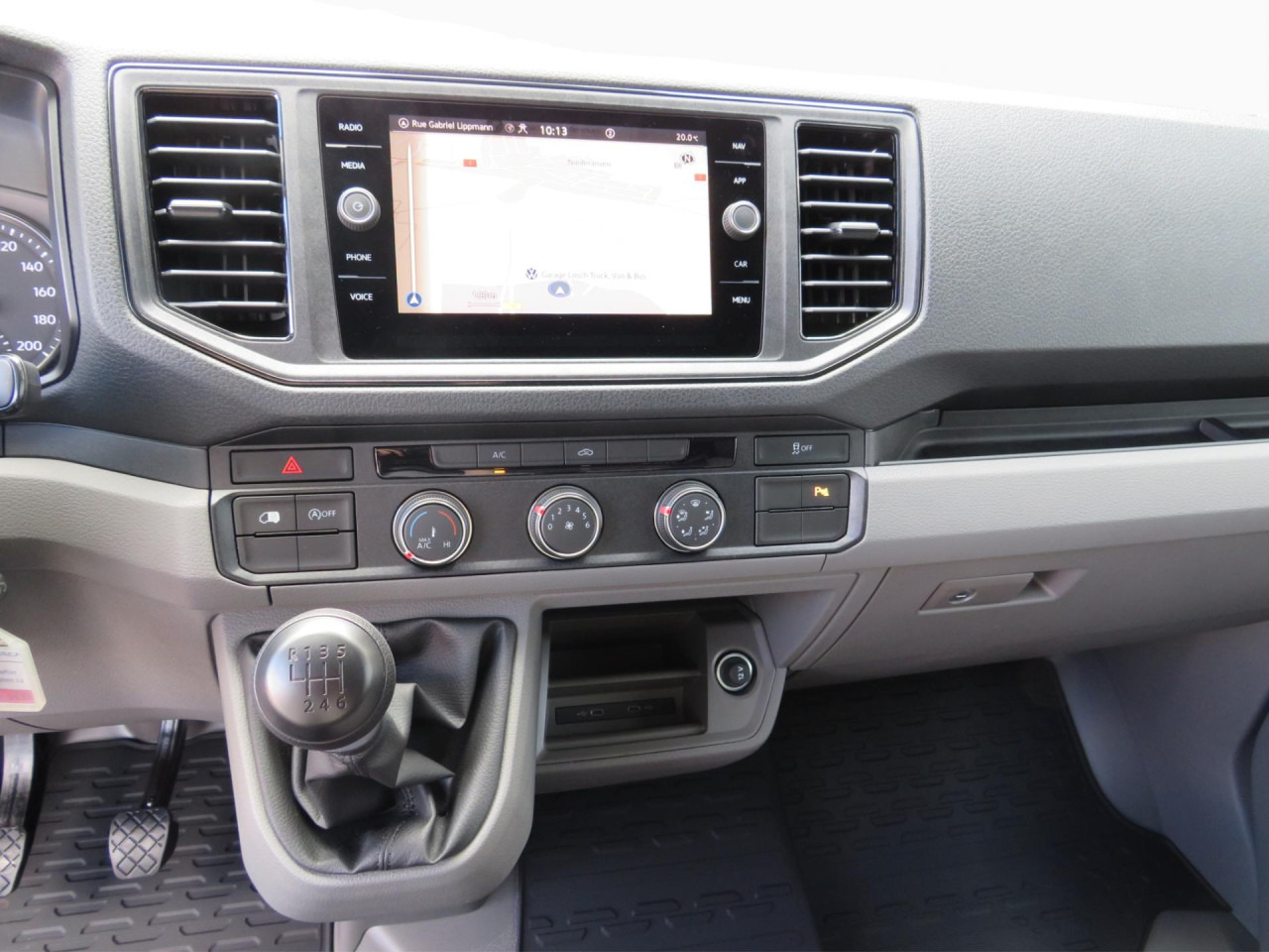 VOLKSWAGEN Crafter 35 L3H3 Kasten Klima Navi ZV - Furgon: zdjęcie 4 VOLKSWAGEN Crafter 35 L3H3 Kasten Klima Navi ZV - Furgon: zdjęcie 4