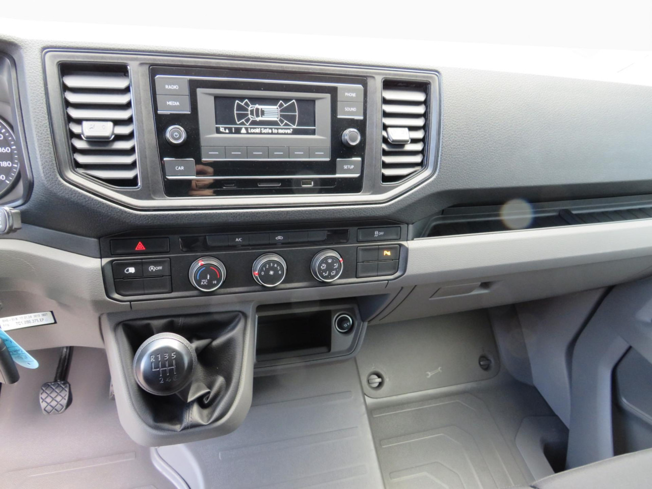 VOLKSWAGEN Crafter 35 L3H3 Kasten Klima ZV - Furgon: zdjęcie 3 VOLKSWAGEN Crafter 35 L3H3 Kasten Klima ZV - Furgon: zdjęcie 3