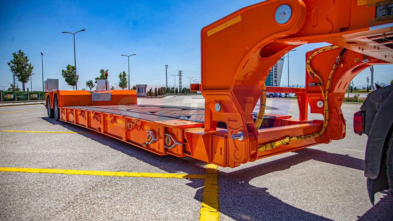 STU 2 Axle Extendable Low Loader - Naczepa niskopodwoziowa: zdjęcie 3 STU 2 Axle Extendable Low Loader - Naczepa niskopodwoziowa: zdjęcie 3