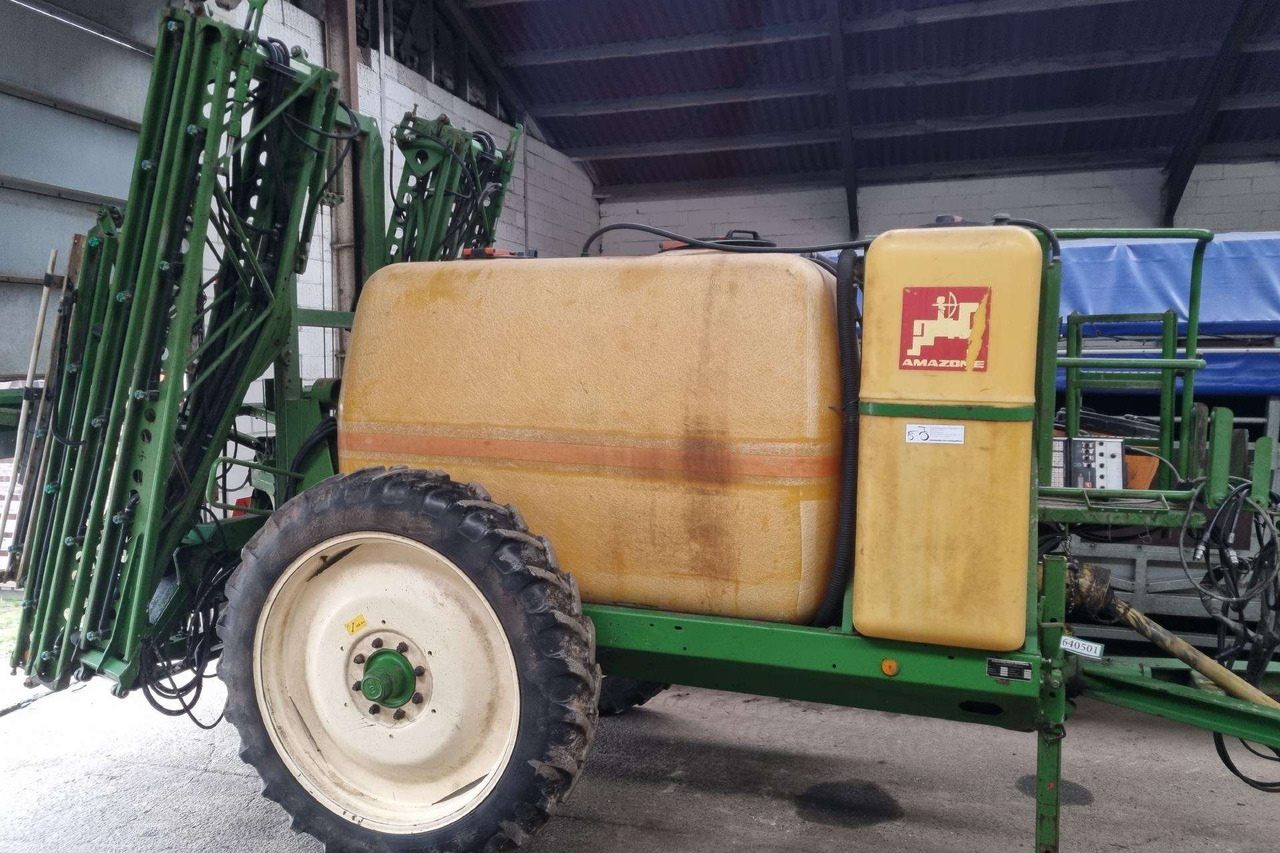 Amazone UG 3000 - Opryskiwacz polowy: zdjęcie 2 Amazone UG 3000 - Opryskiwacz polowy: zdjęcie 2