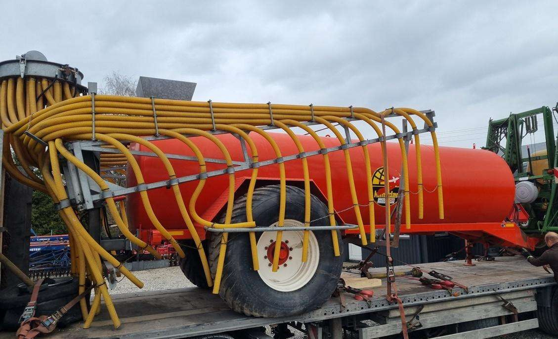 Kimadan 10000 - Przyczepa asenizacyjna: zdjęcie 2 Kimadan 10000 - Przyczepa asenizacyjna: zdjęcie 2