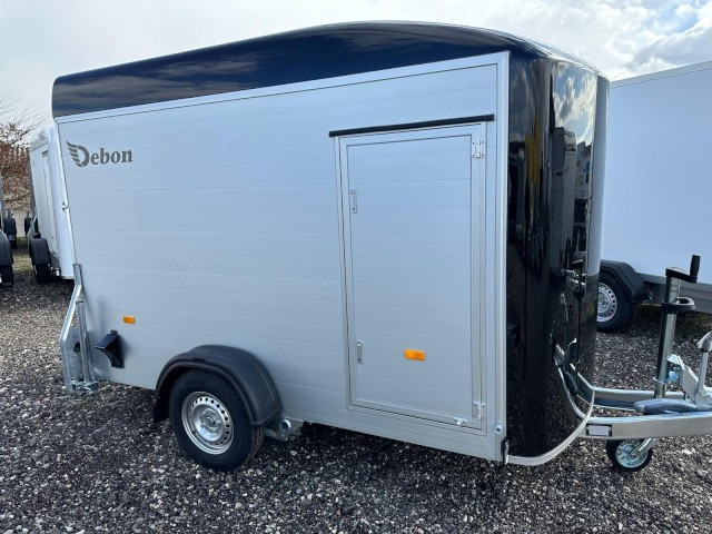 Cheval Liberte Debon Roadster 300, C300 Alu + Türe 1300 kg, 100 km/h, 300x155x190cm - Przyczepa zamknięte nadwozie: zdjęcie 4 Cheval Liberte Debon Roadster 300, C300 Alu + Türe 1300 kg, 100 km/h, 300x155x190cm - Przyczepa zamknięte nadwozie: zdjęcie 4