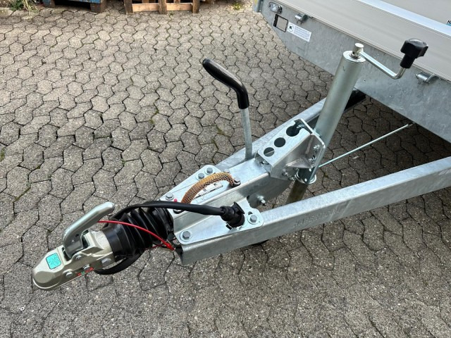 Hapert Azure H-2 Hochlader 6050 x 2200 x 300 mm, ZG 3,5 to. parabel - Przyczepa samochodowa: zdjęcie 2 Hapert Azure H-2 Hochlader 6050 x 2200 x 300 mm, ZG 3,5 to. parabel - Przyczepa samochodowa: zdjęcie 2