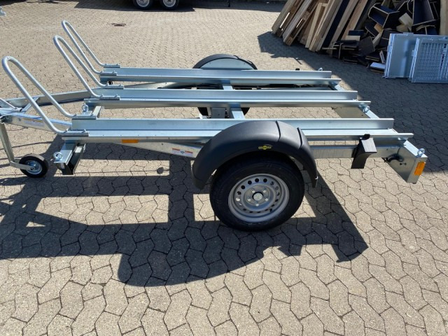 Humbaur Motorradanhänger HM 102113, HM 10 21 13, 1,0 t. 2095 x 1365 x 70 mm - Przyczepa motocyklowa: zdjęcie 4 Humbaur Motorradanhänger HM 102113, HM 10 21 13, 1,0 t. 2095 x 1365 x 70 mm - Przyczepa motocyklowa: zdjęcie 4