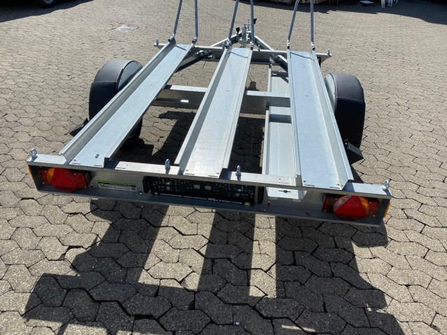 Humbaur Motorradanhänger HM 752113, 100 km/h 0,75 t. 2095 x 1365 x 70 mm - Przyczepa motocyklowa: zdjęcie 5 Humbaur Motorradanhänger HM 752113, 100 km/h 0,75 t. 2095 x 1365 x 70 mm - Przyczepa motocyklowa: zdjęcie 5