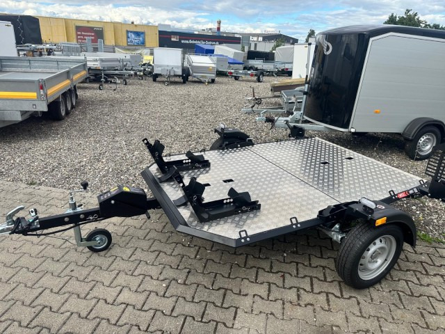 Lorries Motorradanhänger MT-2, 0,75 to. 240 x 174 cm, Alufelgen - Przyczepa motocyklowa: zdjęcie 2 Lorries Motorradanhänger MT-2, 0,75 to. 240 x 174 cm, Alufelgen - Przyczepa motocyklowa: zdjęcie 2