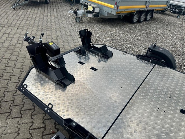 Lorries Motorradanhänger MT-2, 0,75 to. 240 x 174 cm, absenkbar - Przyczepa motocyklowa: zdjęcie 4 Lorries Motorradanhänger MT-2, 0,75 to. 240 x 174 cm, absenkbar - Przyczepa motocyklowa: zdjęcie 4