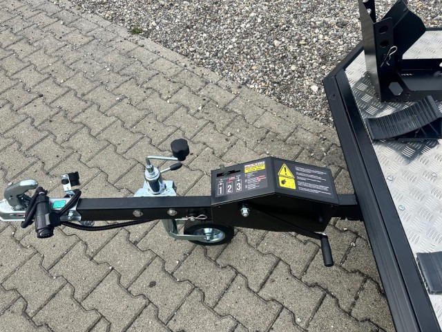 Lorries Motorradanhänger MT-2, 0,75 to. 240 x 174 cm, absenkbar - Przyczepa motocyklowa: zdjęcie 3 Lorries Motorradanhänger MT-2, 0,75 to. 240 x 174 cm, absenkbar - Przyczepa motocyklowa: zdjęcie 3