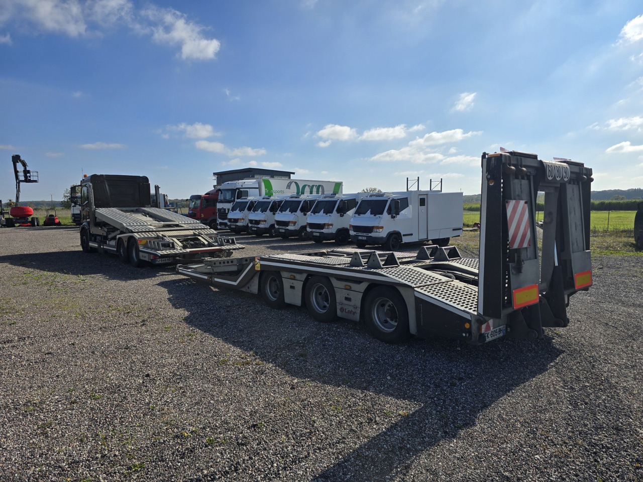 MERCEDES-BENZ 2353 - Ciężarówka do przewozu samochodów: zdjęcie 5 MERCEDES-BENZ 2353 - Ciężarówka do przewozu samochodów: zdjęcie 5