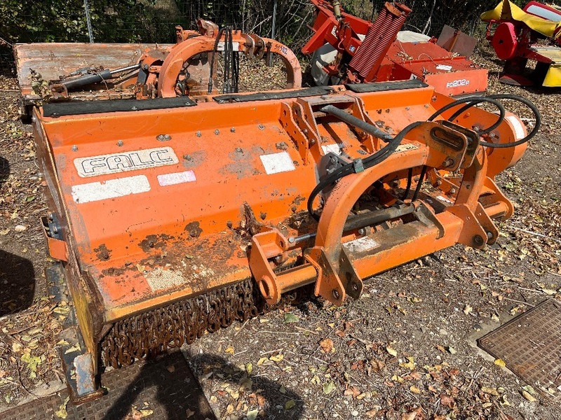 Falc AGILA 2300 - Kosiarka bijakowa: zdjęcie 1 Falc AGILA 2300 - Kosiarka bijakowa: zdjęcie 1