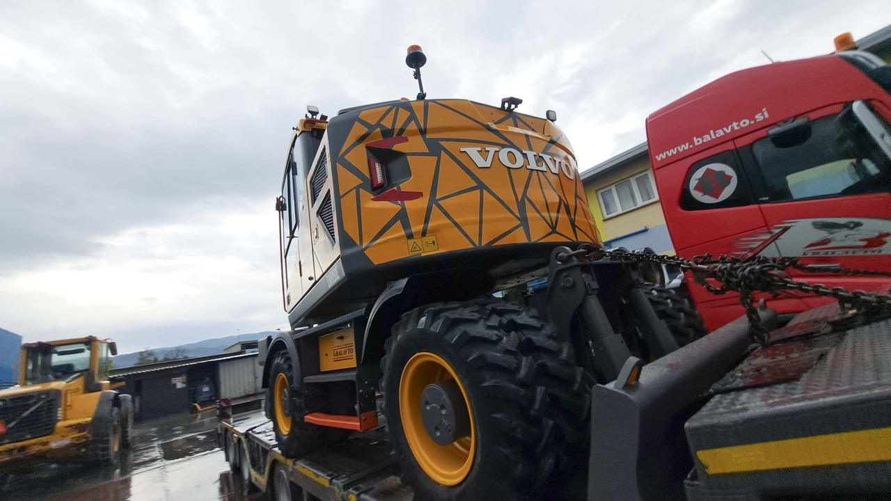 VOLVO EWR150E - Koparka kołowa: zdjęcie 4 VOLVO EWR150E - Koparka kołowa: zdjęcie 4