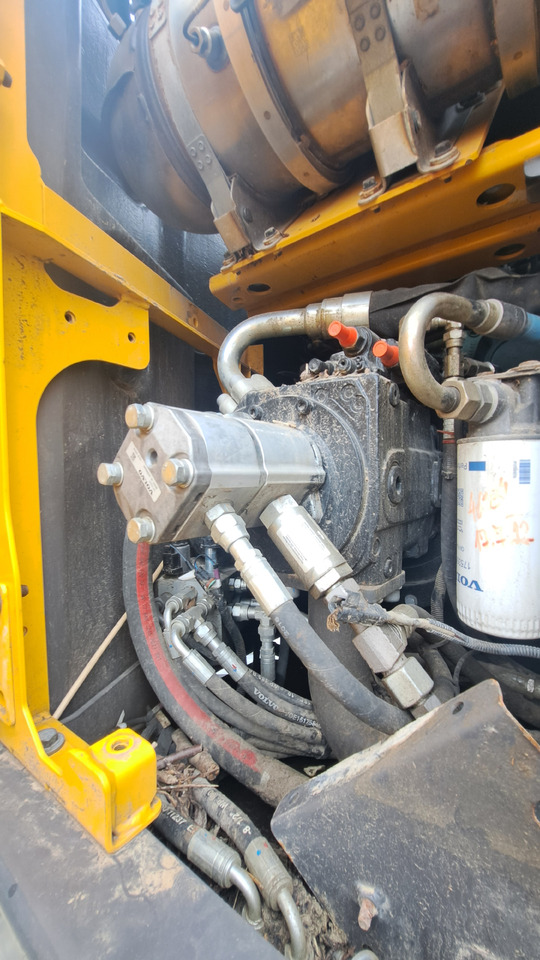 VOLVO EWR150E - Koparka kołowa: zdjęcie 5 VOLVO EWR150E - Koparka kołowa: zdjęcie 5