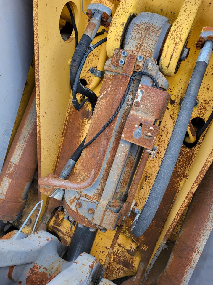 Volvo hydraulic cylinder - Siłownik hydrauliczny do Ładowarek: zdjęcie 1 Volvo hydraulic cylinder - Siłownik hydrauliczny do Ładowarek: zdjęcie 1