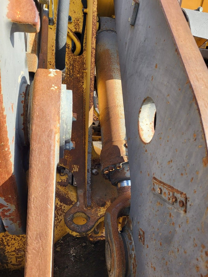 Volvo lifting hydraulic cylinder - Siłownik hydrauliczny do Ładowarek kołowych: zdjęcie 1 Volvo lifting hydraulic cylinder - Siłownik hydrauliczny do Ładowarek kołowych: zdjęcie 1