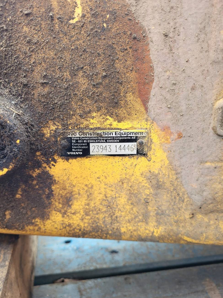 Volvo rear axle - Tylny most do Ładowarek: zdjęcie 2 Volvo rear axle - Tylny most do Ładowarek: zdjęcie 2