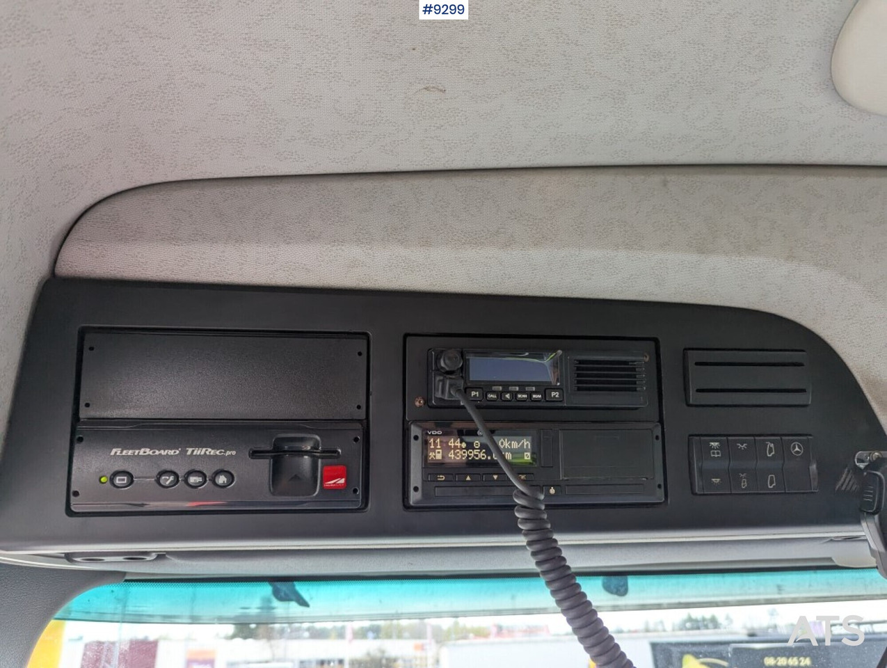 Ciągnik siodłowy Tractor Unit Mercedes-Benz Arocs 3351 6x4 with tipper trailer: zdjęcie 48