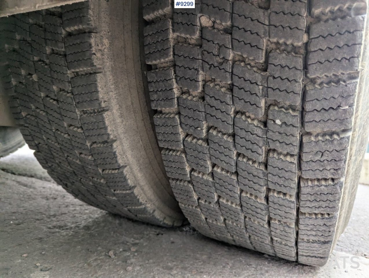 Ciągnik siodłowy Tractor Unit Mercedes-Benz Arocs 3351 6x4 with tipper trailer: zdjęcie 33