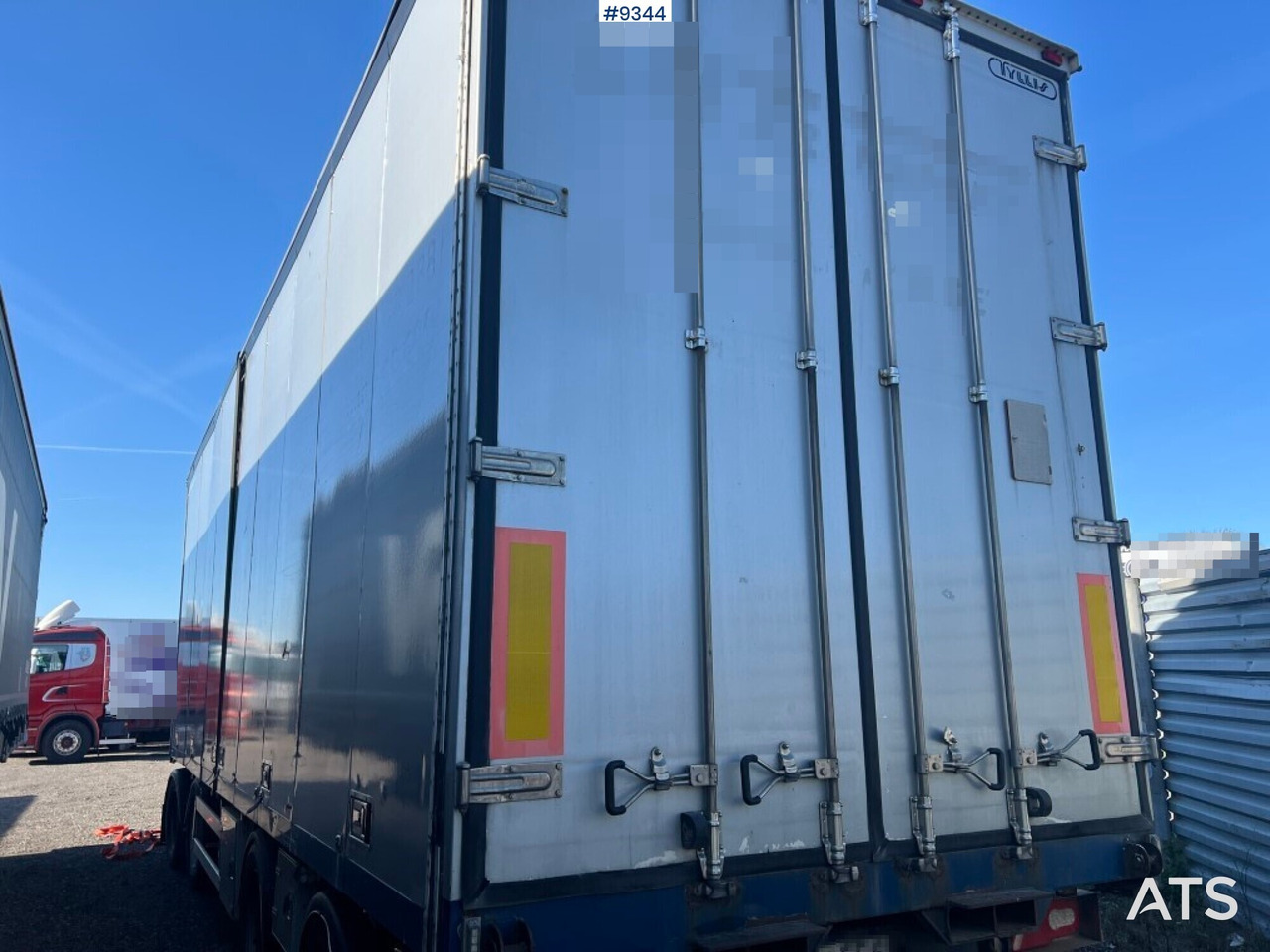 Trailer- TYLLIS 4SKSL - Przyczepa z plandeką: zdjęcie 3 Trailer- TYLLIS 4SKSL - Przyczepa z plandeką: zdjęcie 3