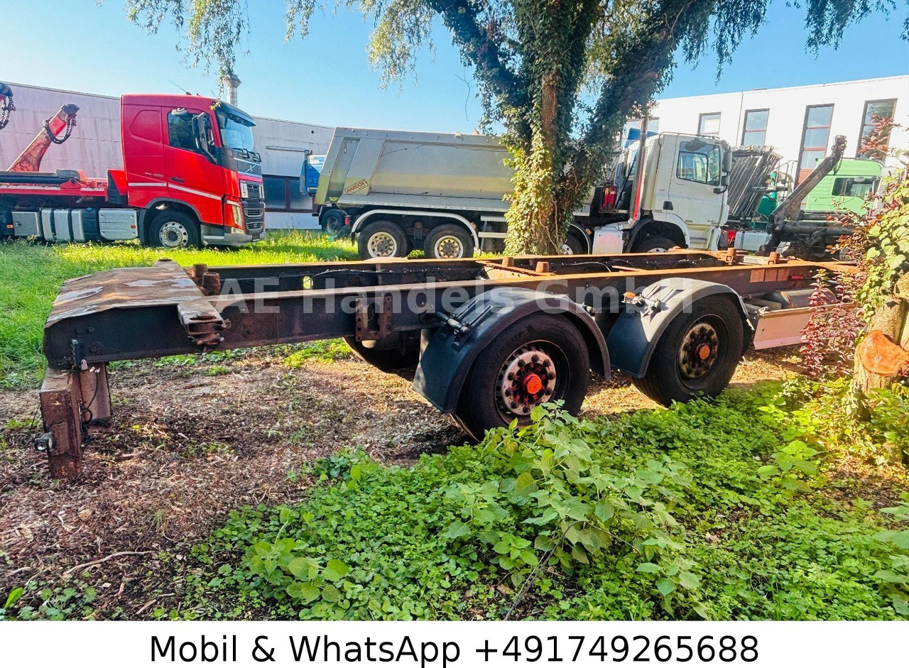 Fliegl TWP 180 Tandem Tiefgekoppelt *BWP/Scheibenbremse - Przyczepa podwozie: zdjęcie 3 Fliegl TWP 180 Tandem Tiefgekoppelt *BWP/Scheibenbremse - Przyczepa podwozie: zdjęcie 3