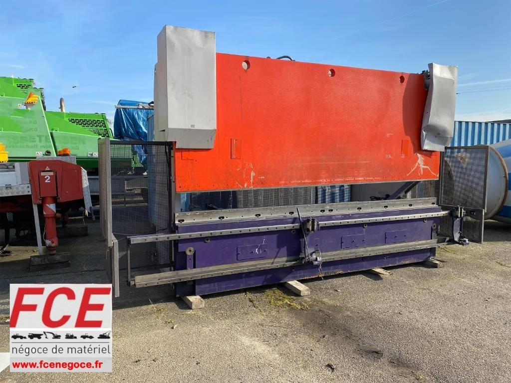 BEYELER Presse/Plieuse PR6 2000KNx4100MM endommagé - Prasa krawędziowa: zdjęcie 1 BEYELER Presse/Plieuse PR6 2000KNx4100MM endommagé - Prasa krawędziowa: zdjęcie 1