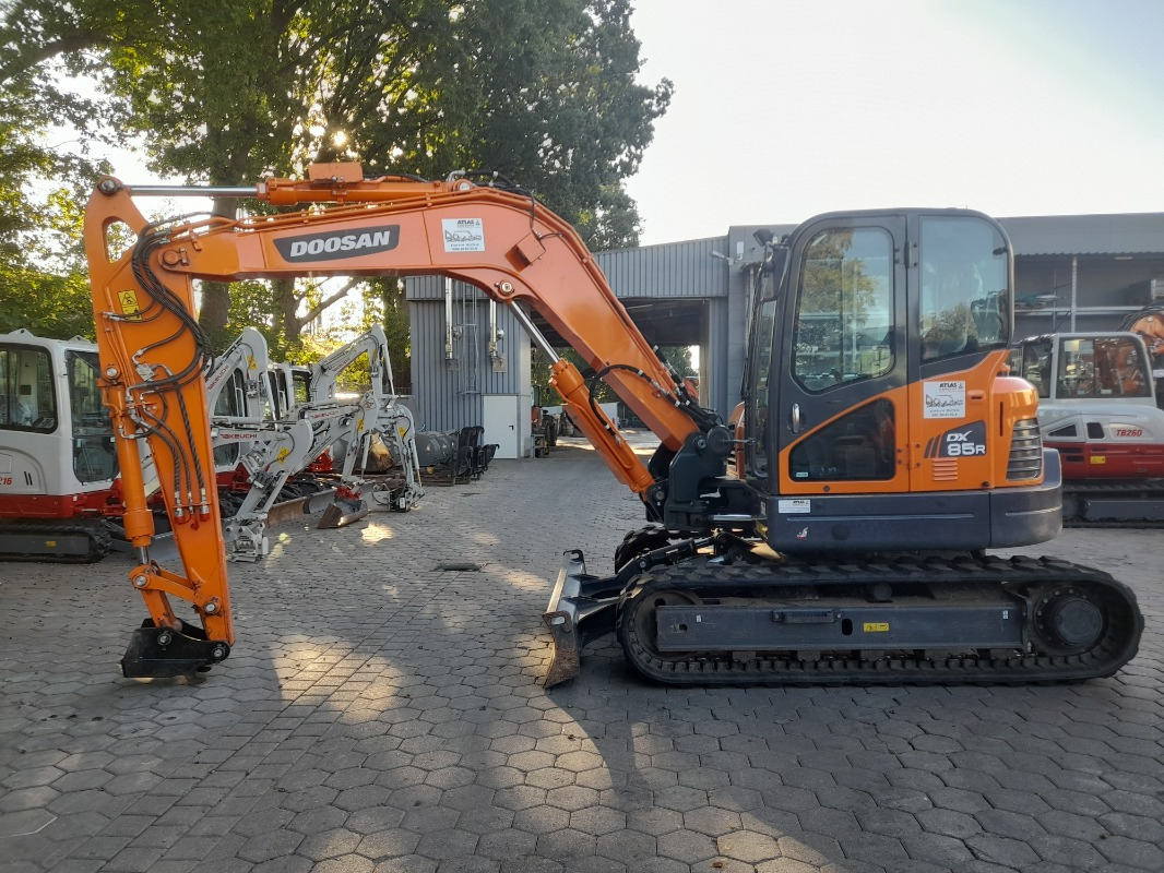 Doosan DX85R-3 - Koparka: zdjęcie 2 Doosan DX85R-3 - Koparka: zdjęcie 2